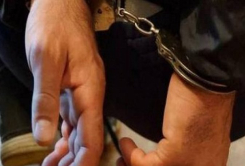 Сотрудники калининской полиции по горячим следам задержали подозреваемого в совершении кражи из домовладения