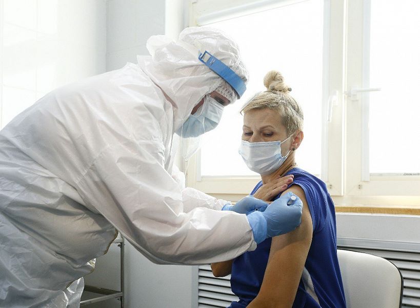 Более трех миллионов жителей Краснодарского края вакцинировались от COVID-19
