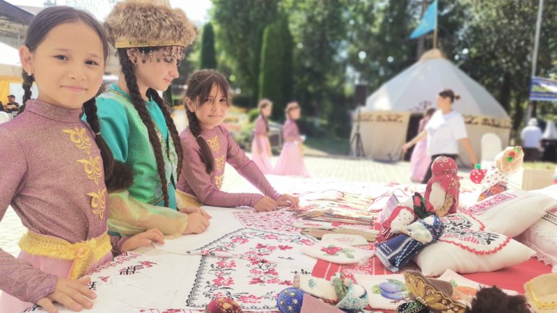 Яркие краски культуры Кавказа