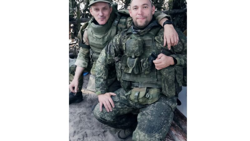 Младший лейтенант – товарищ надёжный, друг боевой, первым всегда идёт он в бой