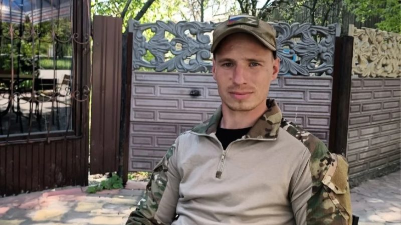 Как и прадед, он награждён медалью Жукова